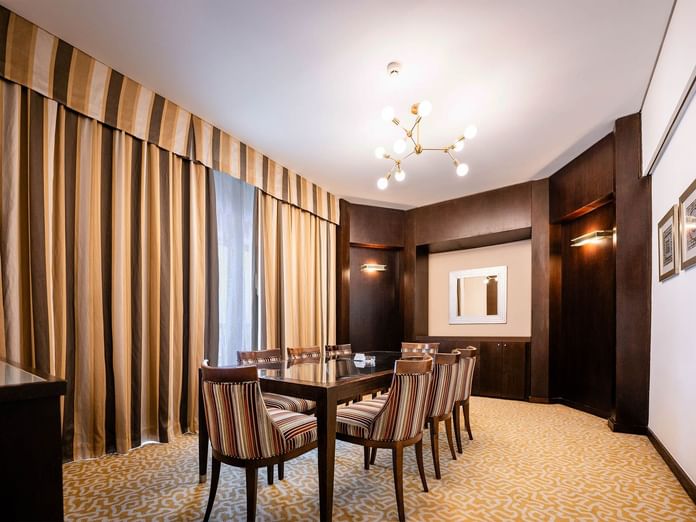 TIME Oak the picture-perfect location for award-winning Emirati artist