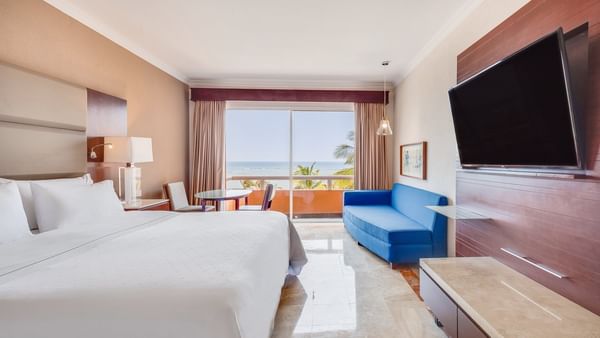 Interior of Deluxe Ocean View Room at Grand Fiesta Americana