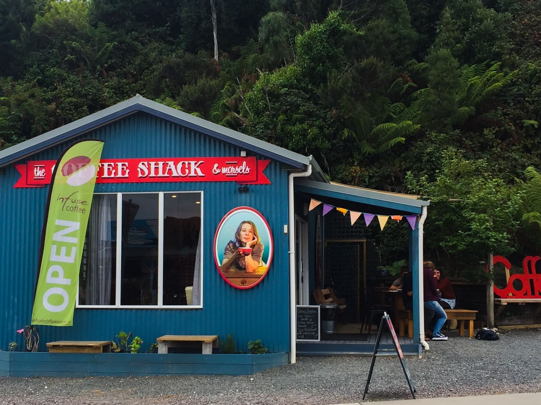 Coffee Shack and Morsels café near Strahan Village Hotel