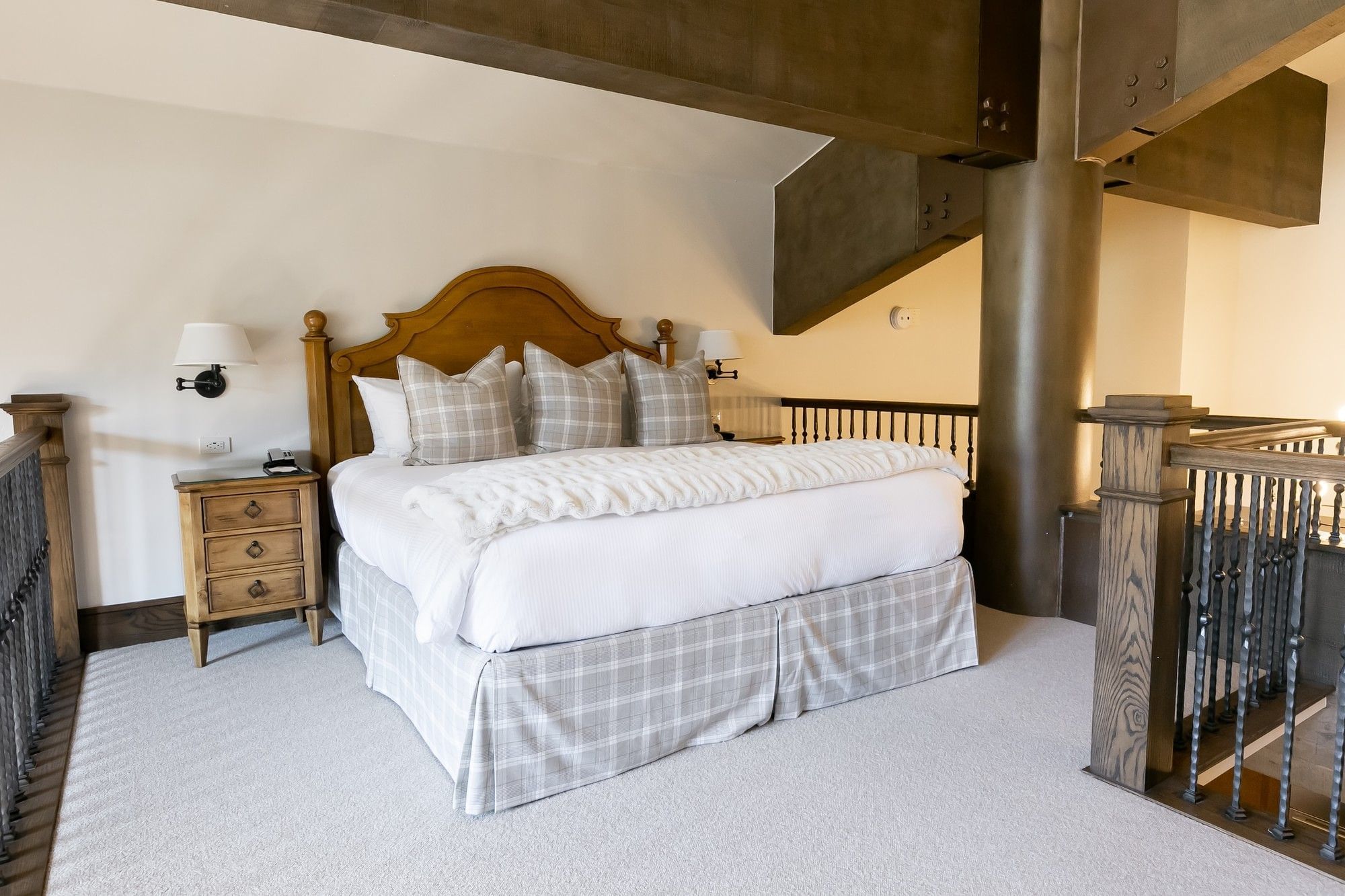 Grand Suites | Stein Eriksen Lodge | Park City Hotels | Deer