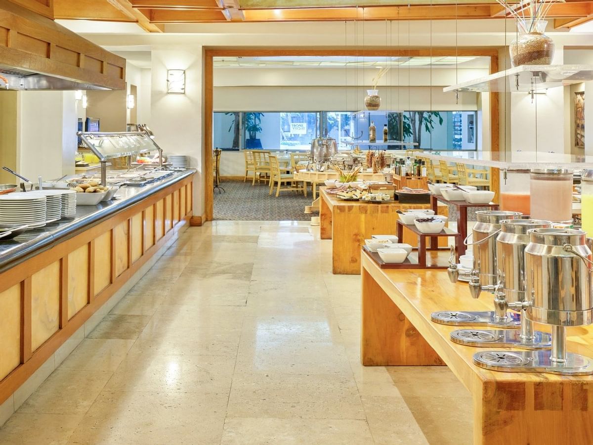 Buffet arranged in the lobby bar at FA Guadalajara