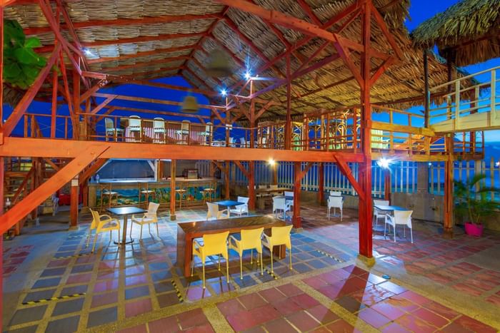 Dining area in a Restaurant at 3C Hotels