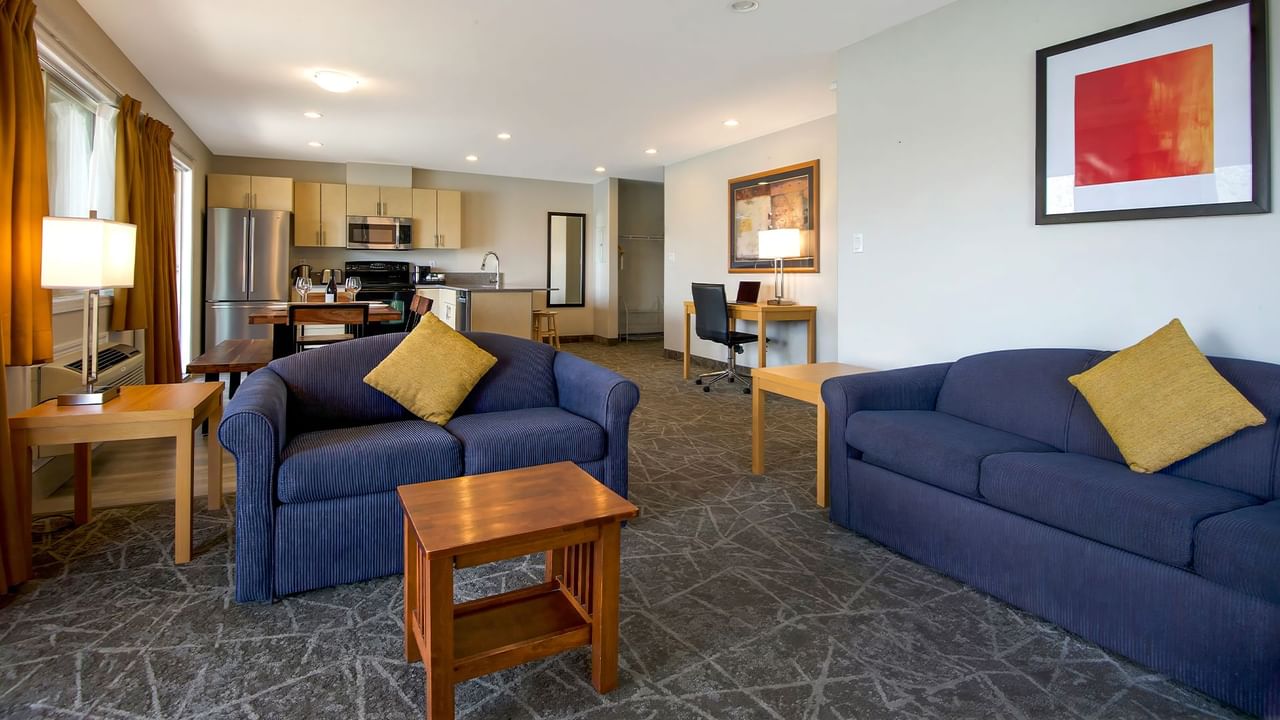 Room with a living area with sofas