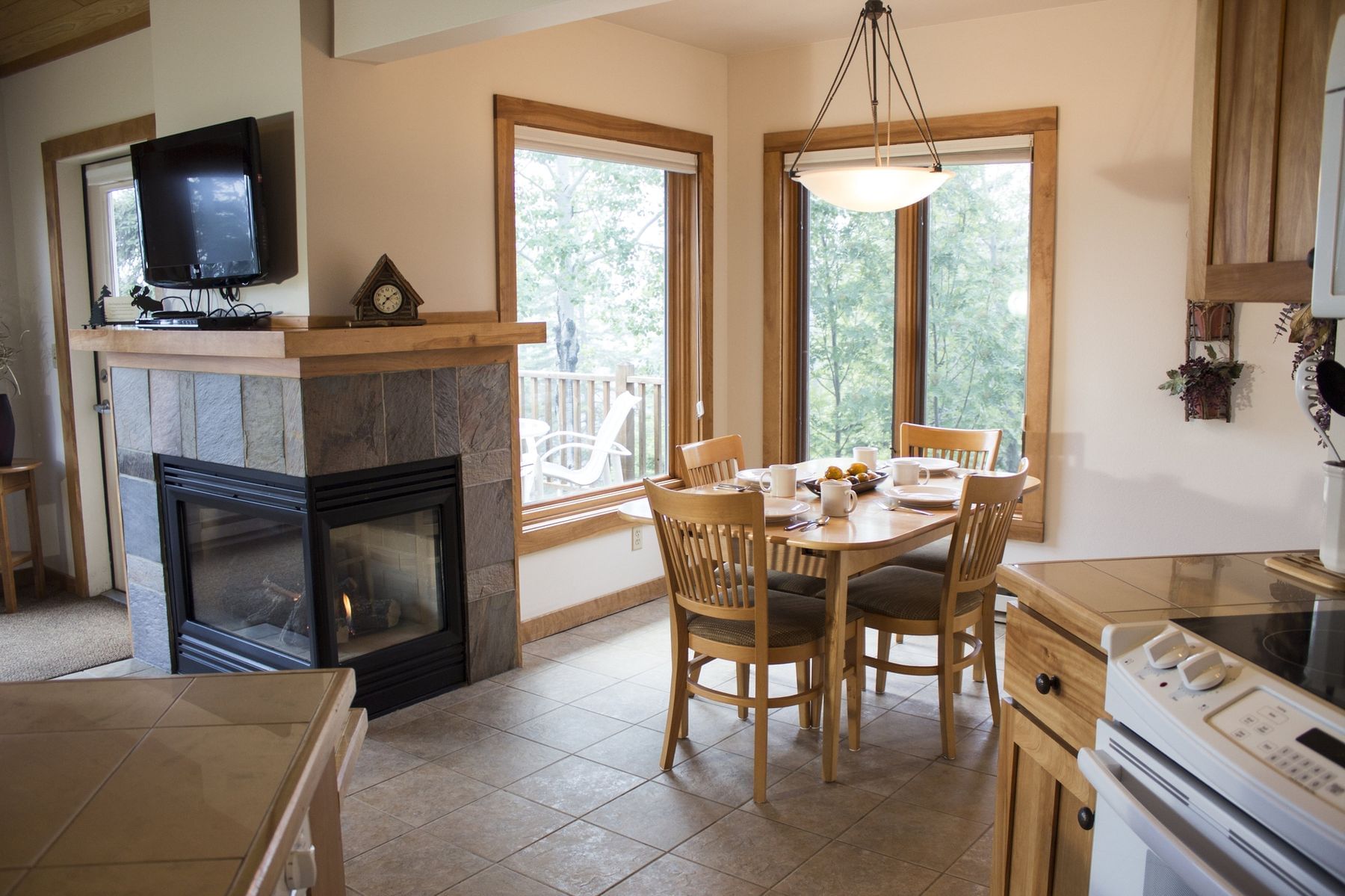 Dining area in the Condo at Lutsen Resort