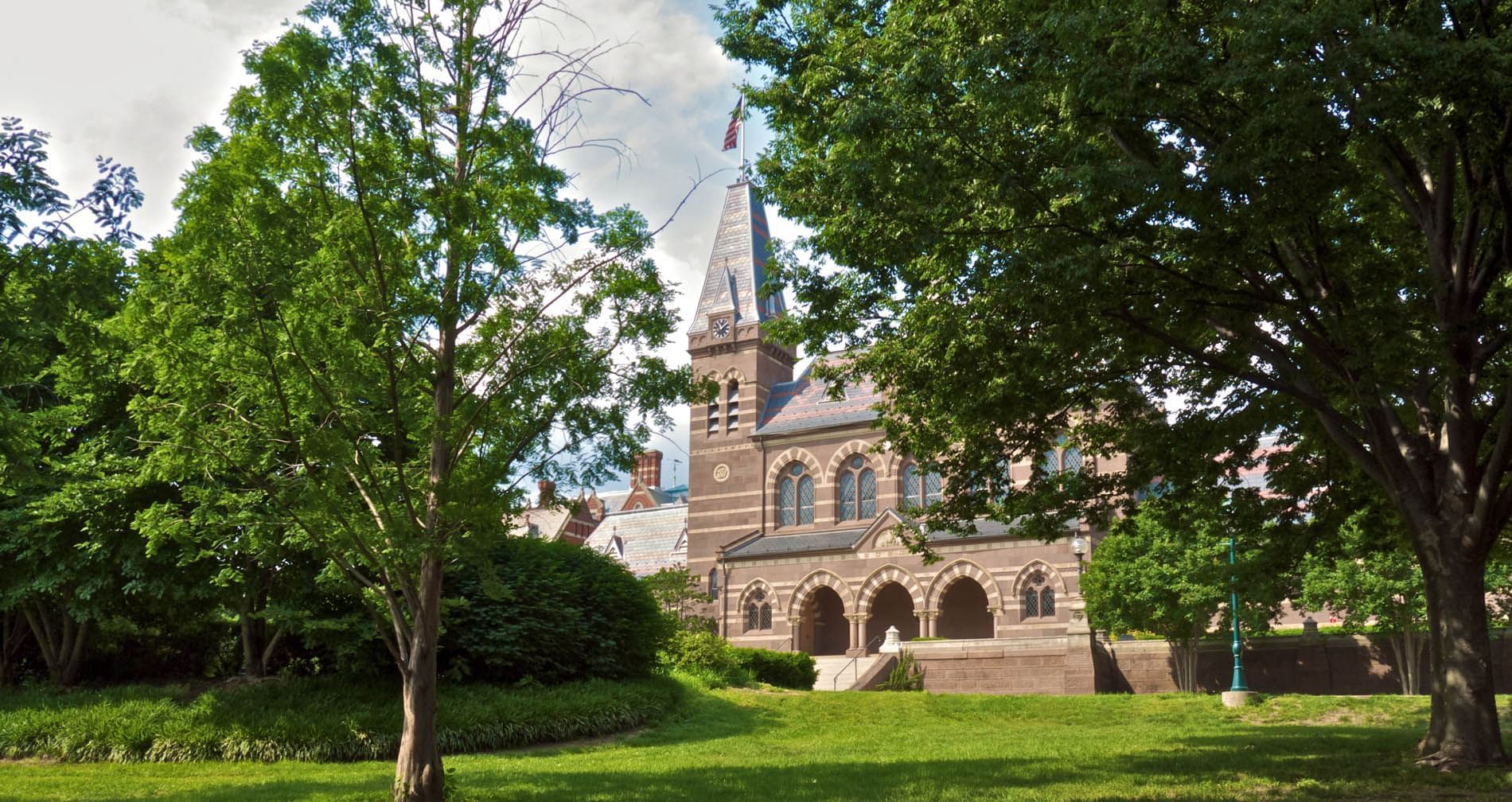 Exterior of Kellogg Conference Hotel at Gallaudet University