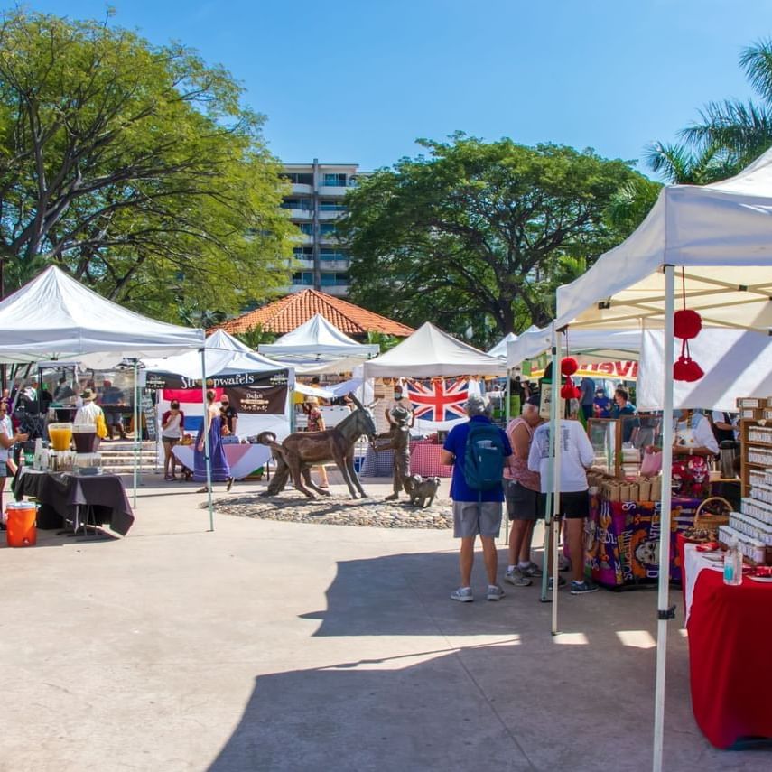 People exploring by the Markets near Casa Dona Susana