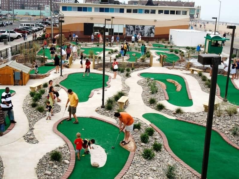 asbury park eighteen hole mini-golf course nj