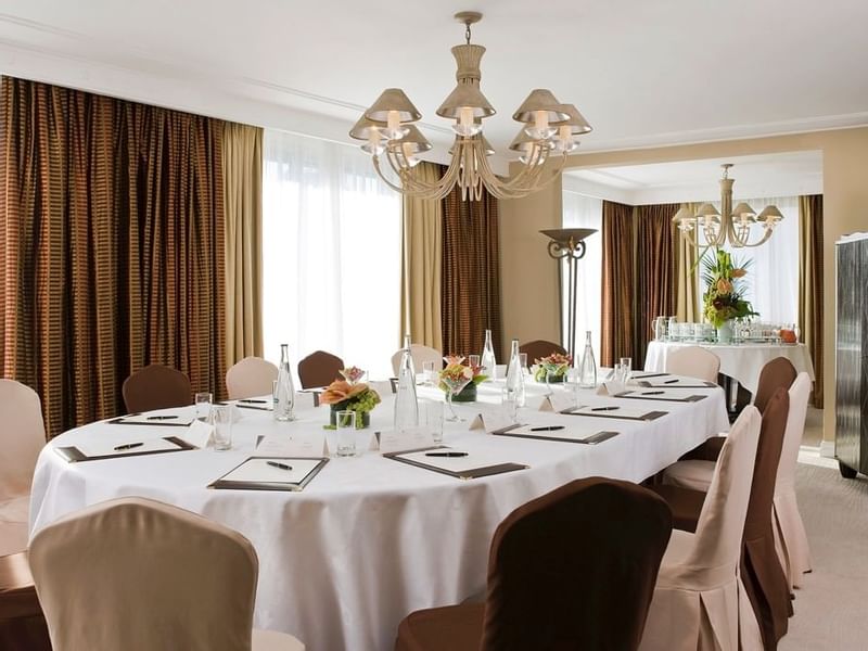 Conference-type event room in Penthouse Presidential Suite at Warwick Paris Champs Elysées