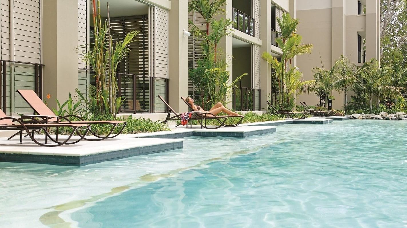 Swim out apartment at Pullman Palm Cove Sea Temple Resort & Spa
