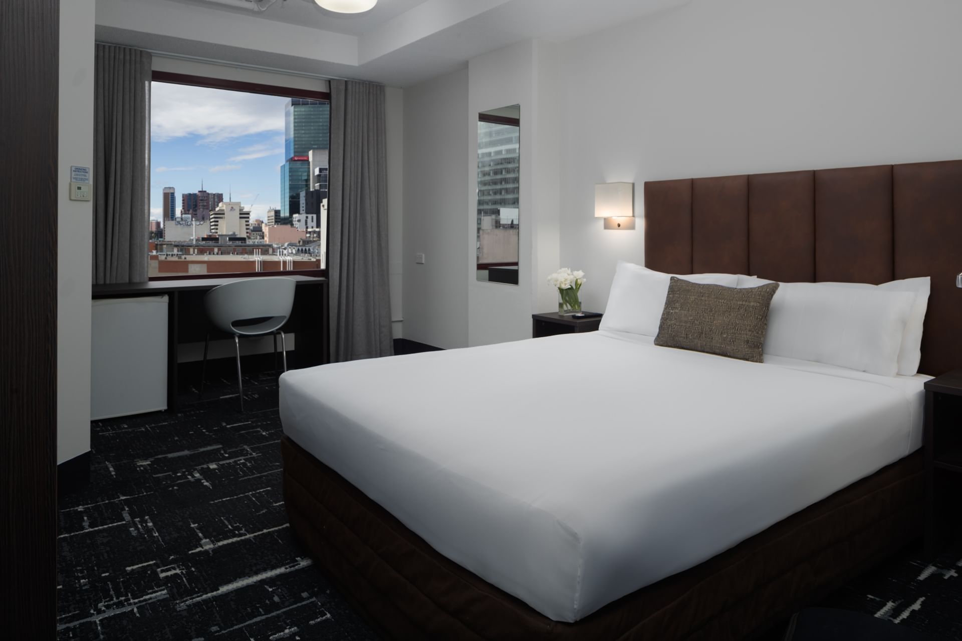 Standard Twin Room | Best Hotels in Melbourne