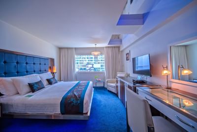 Dream Room with a king-size bed in Dream Thailand Bangkok