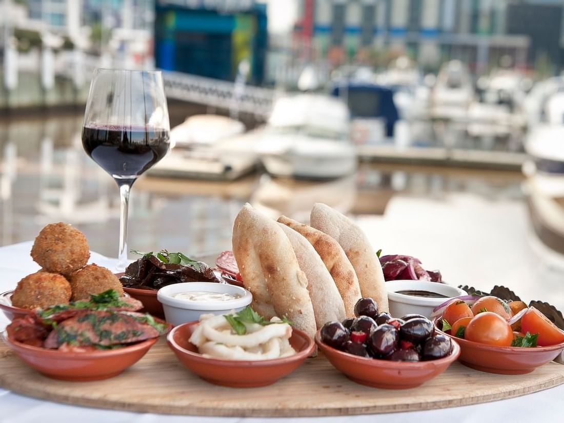 The Sebel Docklands and Residences - Berth Restaurant & Events