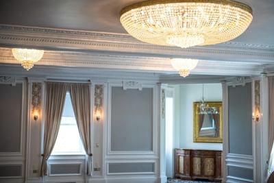 Lobby area with Chandelier at Castle Hotel and Spa