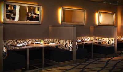 An indoor Seaview restaurant & lounge at Ocean Place