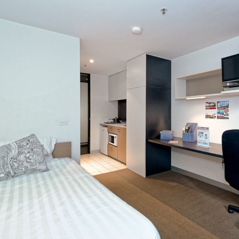 Studio Deluxe Bedroom