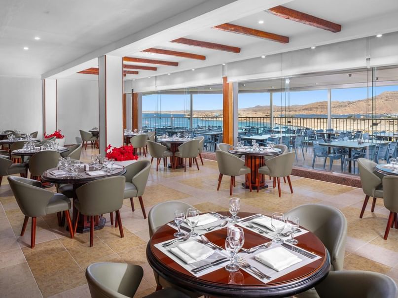 Il Caminetto restaurant with elegant table settings and panoramic sea views at Albatros Sharm Resort, Sharm El Sheikh
