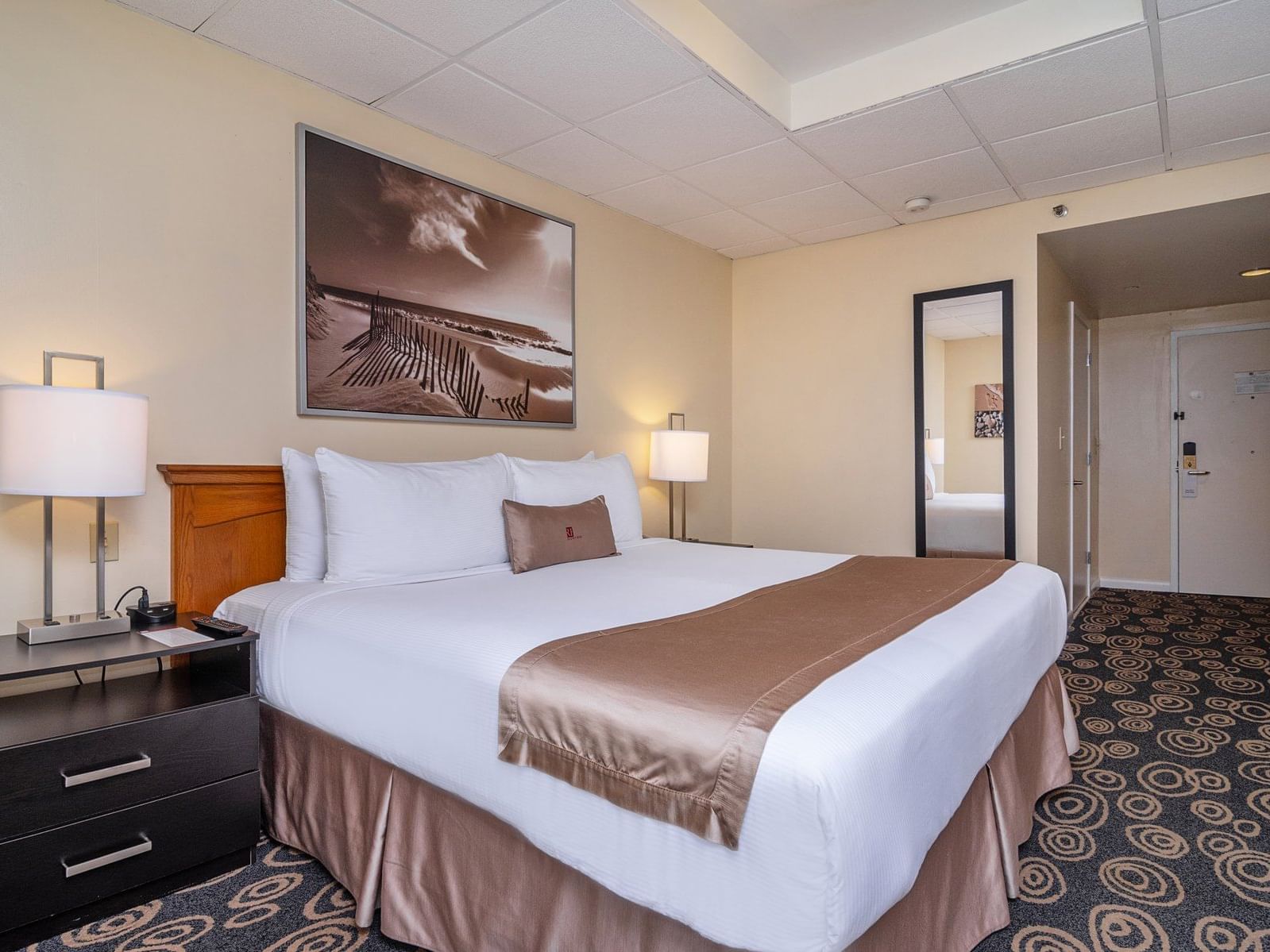 standard accessible king room