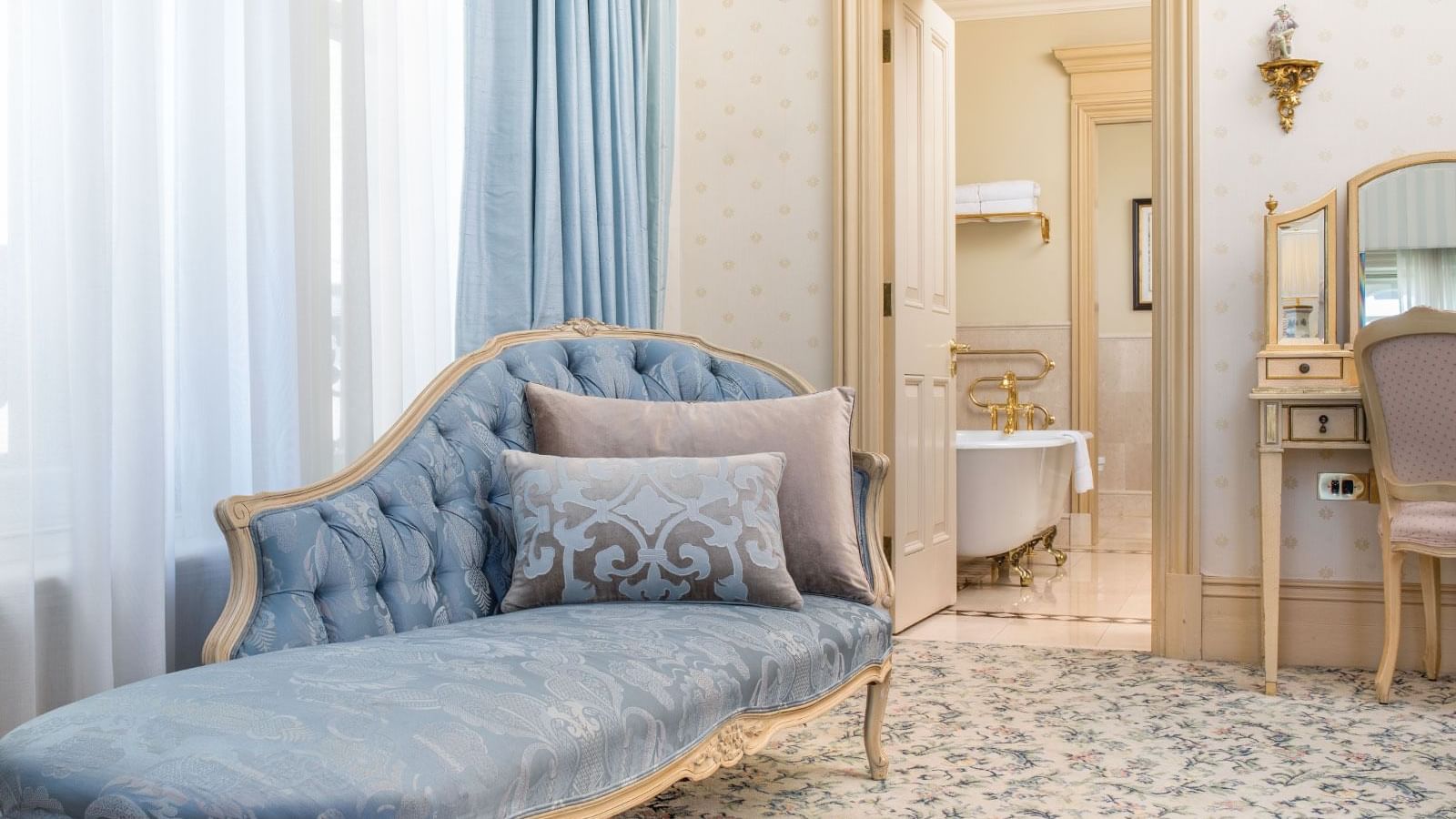 Rooms at The Hotel Windsor Melbourne