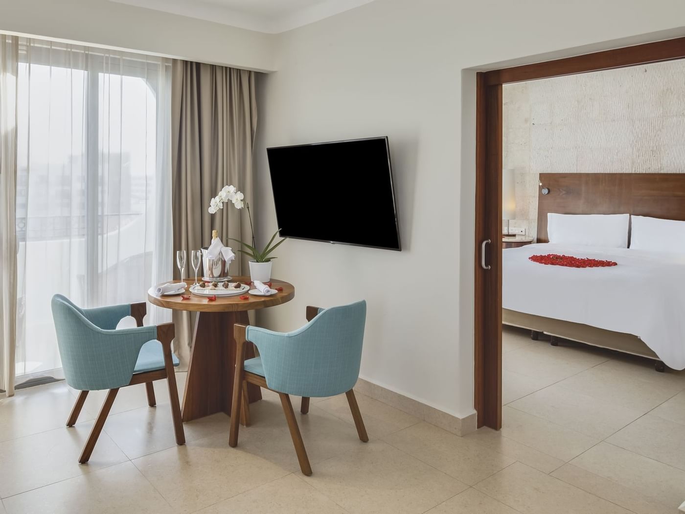 Living space in Honeymoon Suite at Fiesta Americana Hotels