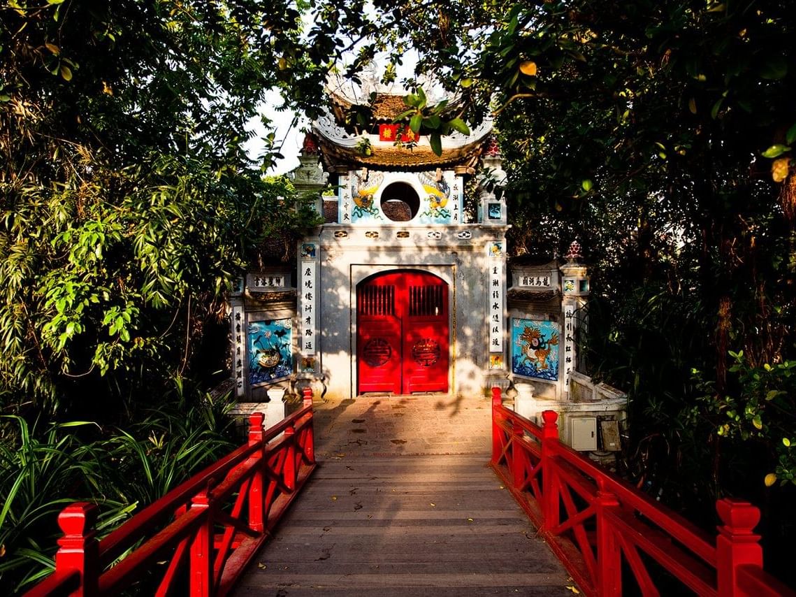 Temple of the Jade Mountain (Dền Ngọc Sơn) at Hanoi Daewoo Hotel