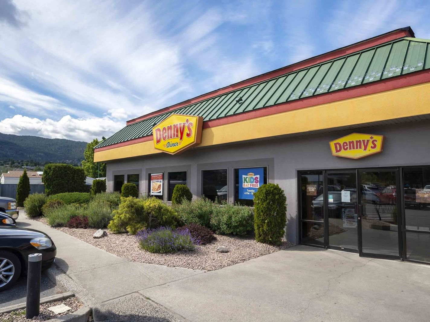 Directions To The Closest Denny S Restaurant Denny's Restaurant | Sandman Hotel Penticton Restaurants