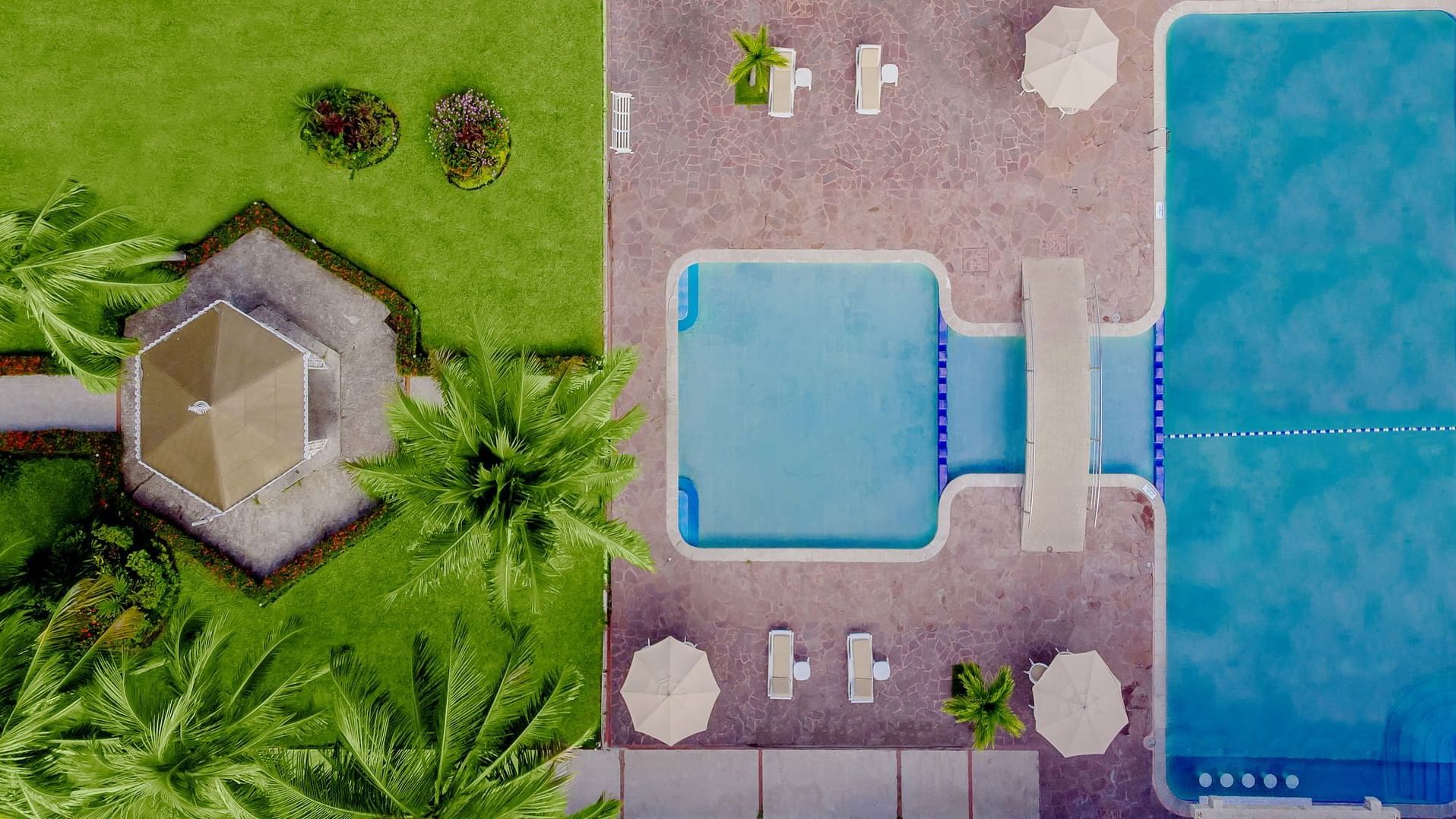 Aerial shot of outdoor swimming pool at Gamma Tampico