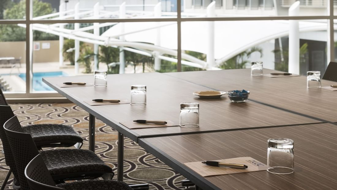 Meeting Rooms With An Exterior View at Mercure Sydney Liverpool
