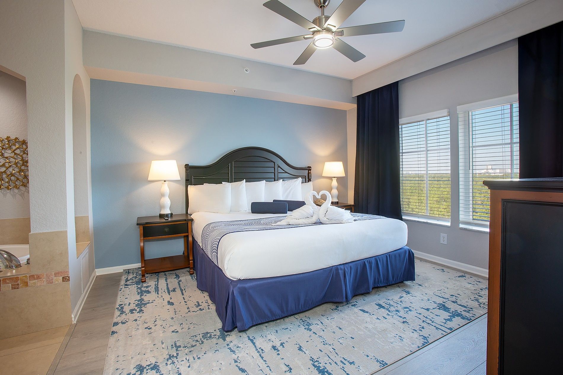 LBV Signature Suites - 2 Bedroom 2 Bath - Master Bedroom