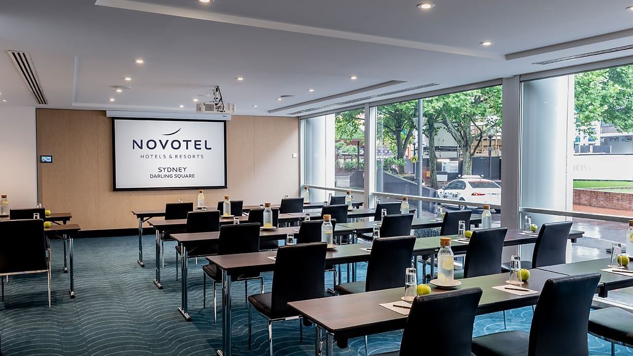 Classroom set-up in Little Pier Room at Novotel Darling Square