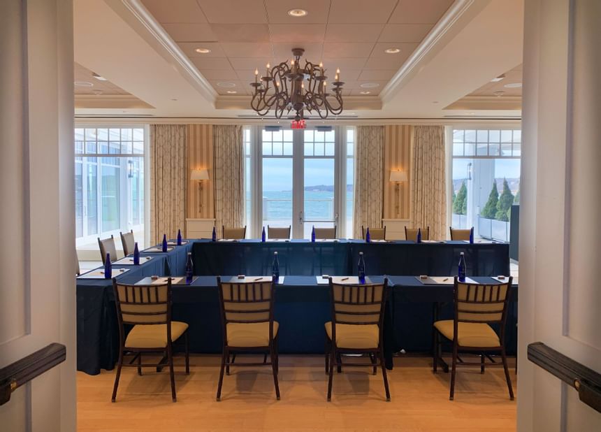 U-shaped table in meeting room at Beauport Hotel Gloucester