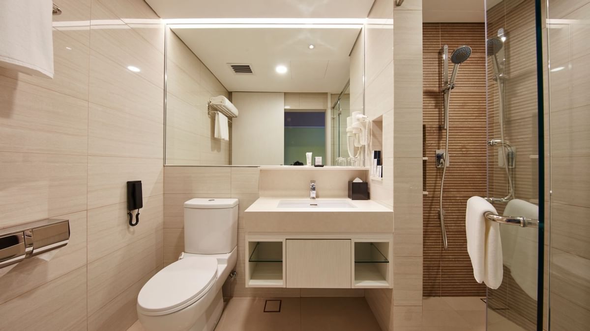 Toilet for Superior Room at Sunway Velocity Hotel Kuala Lumpur