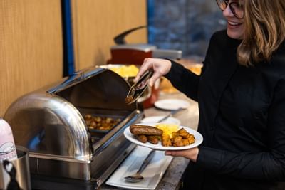 Hunter's-Breakfast-Buffet