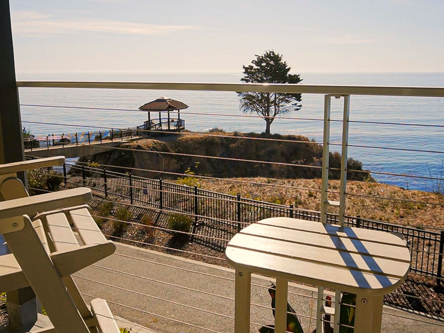 Balcony with Pacific Ocean views