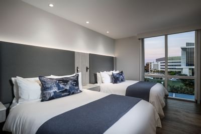 Double Queen Room Innovation Hotel