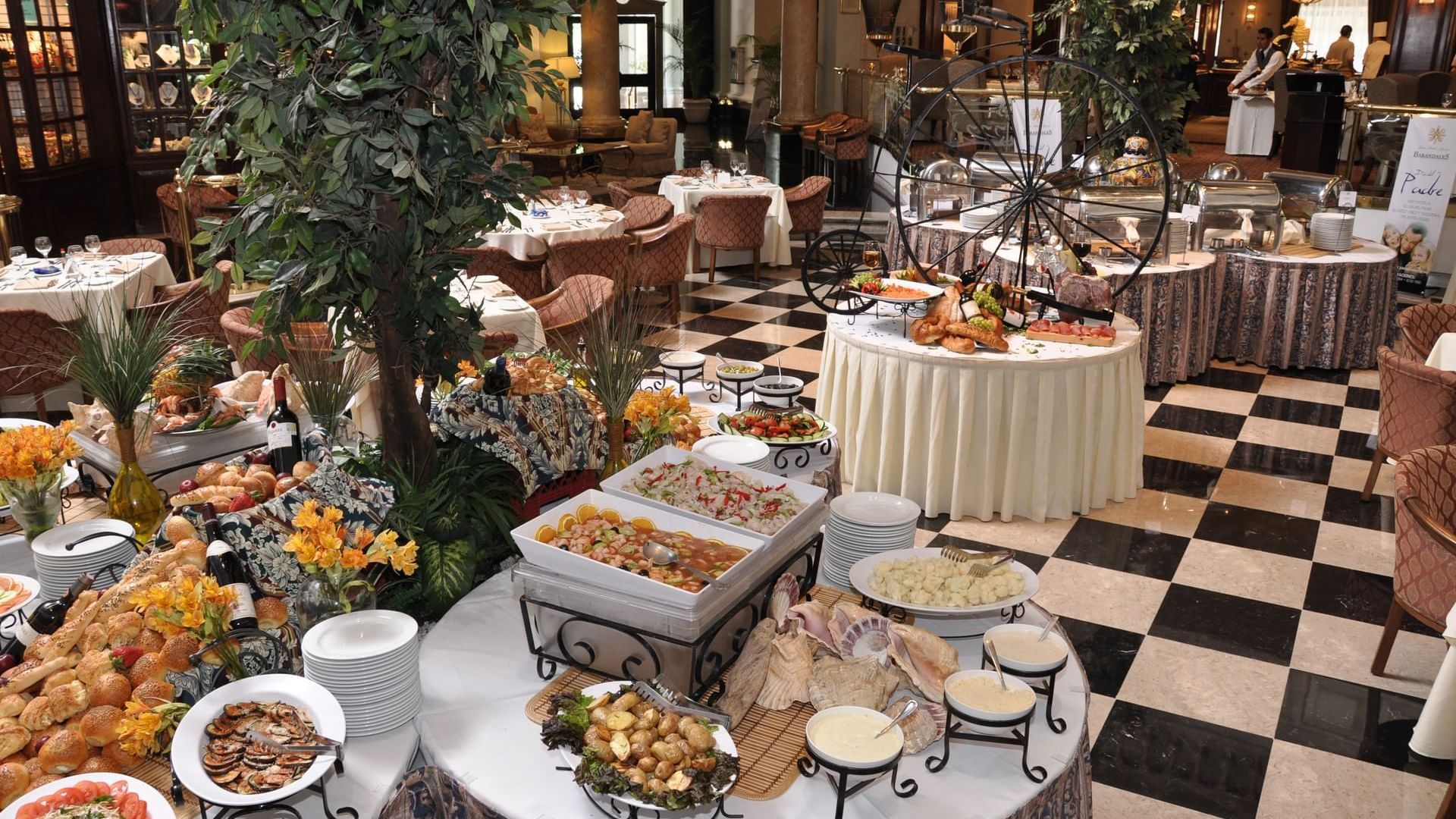 A Buffet spread in Barandales Restaurant at Gamma Hotels
