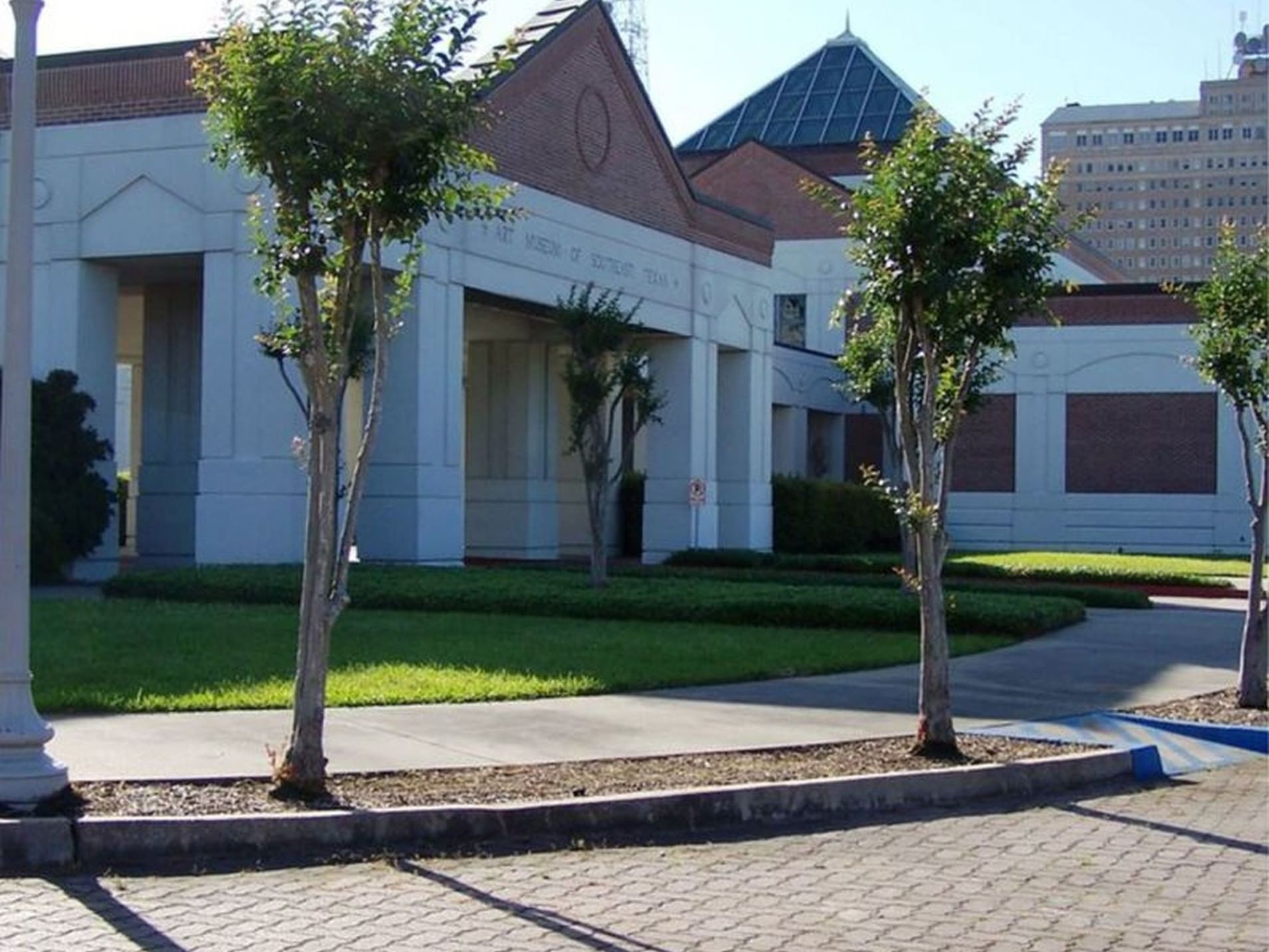 Exterior of Art Museum near MCM Elegante Beaumont