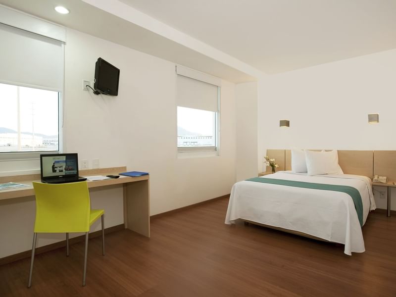 Interior de la habitación doble superior en One Hotels