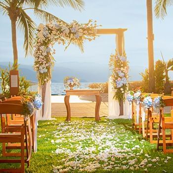 Romantic beach wedding at Sunset Plaza Beach Resort