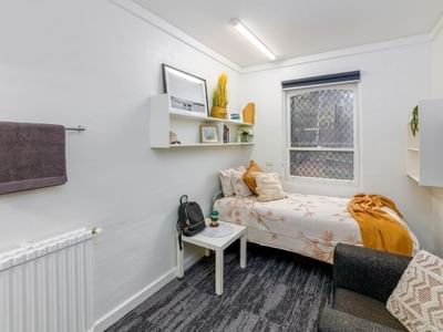 UniLodge @ UC - Buru Bedroom