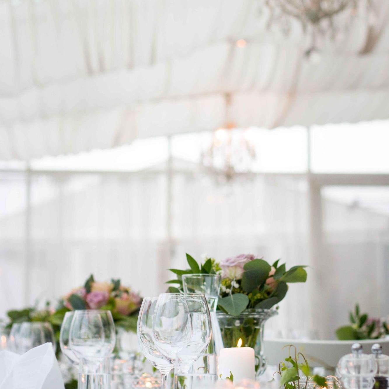 Table adorned with flowers & cutlery at The Artisan Hotel at Tuscan Village