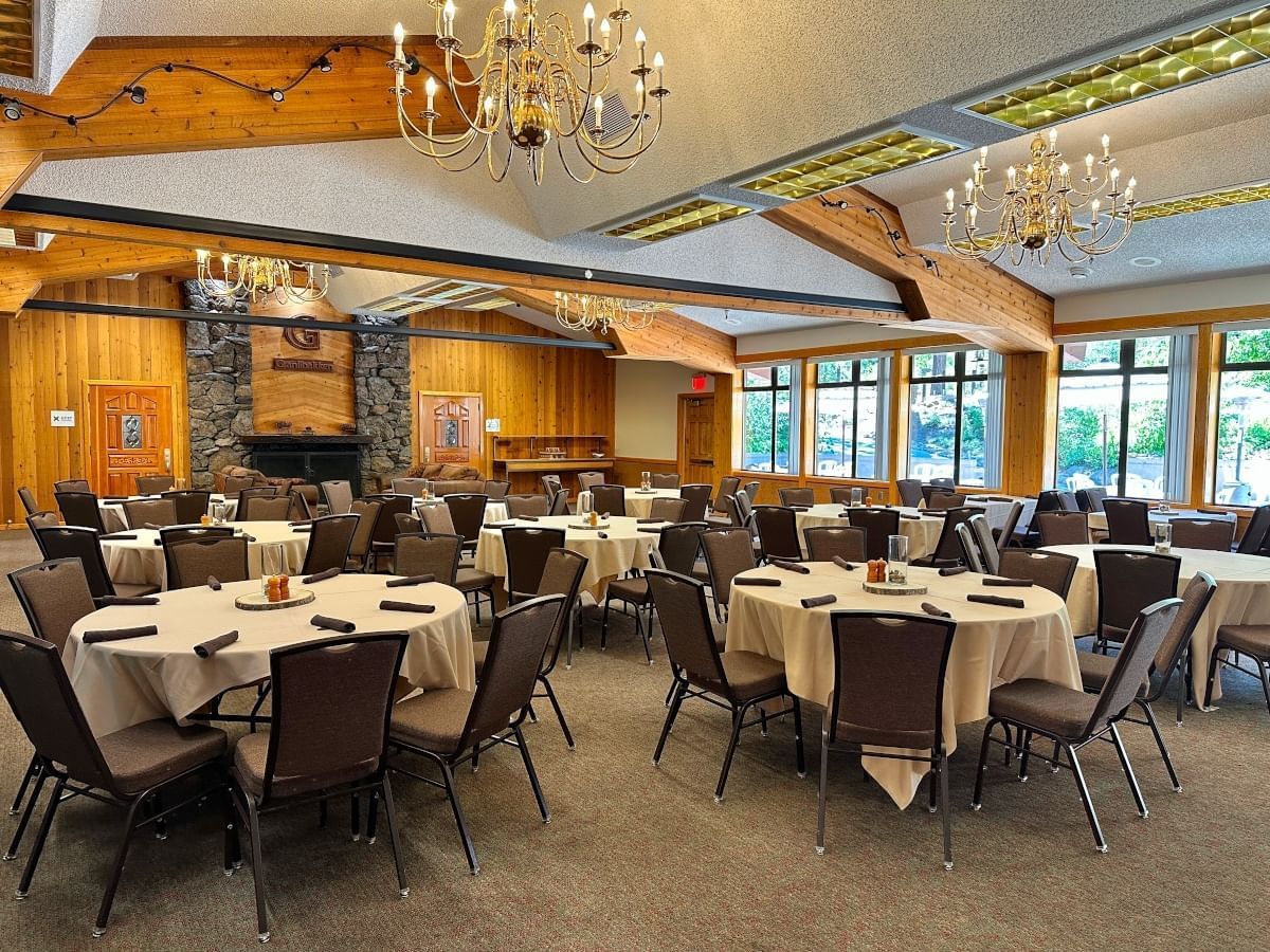 Granhall dining room set up with round banquet tables