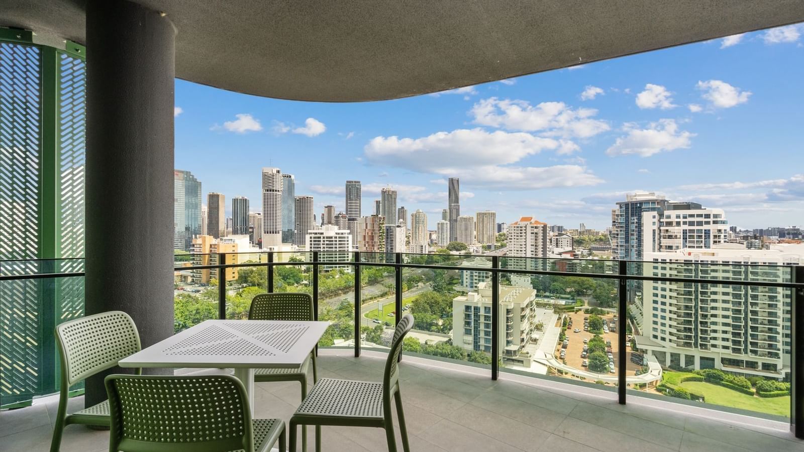 3 Bedroom Apartment - fully furnished