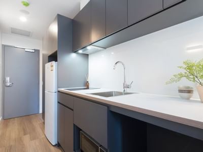 UniLodge Melbourne Central Studio Apartment - Kitchen