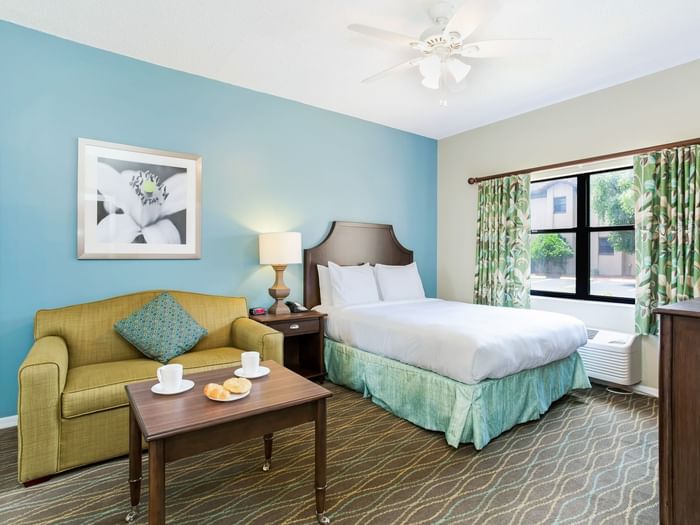 Poinciana Florida Resort | Alhambra Villas