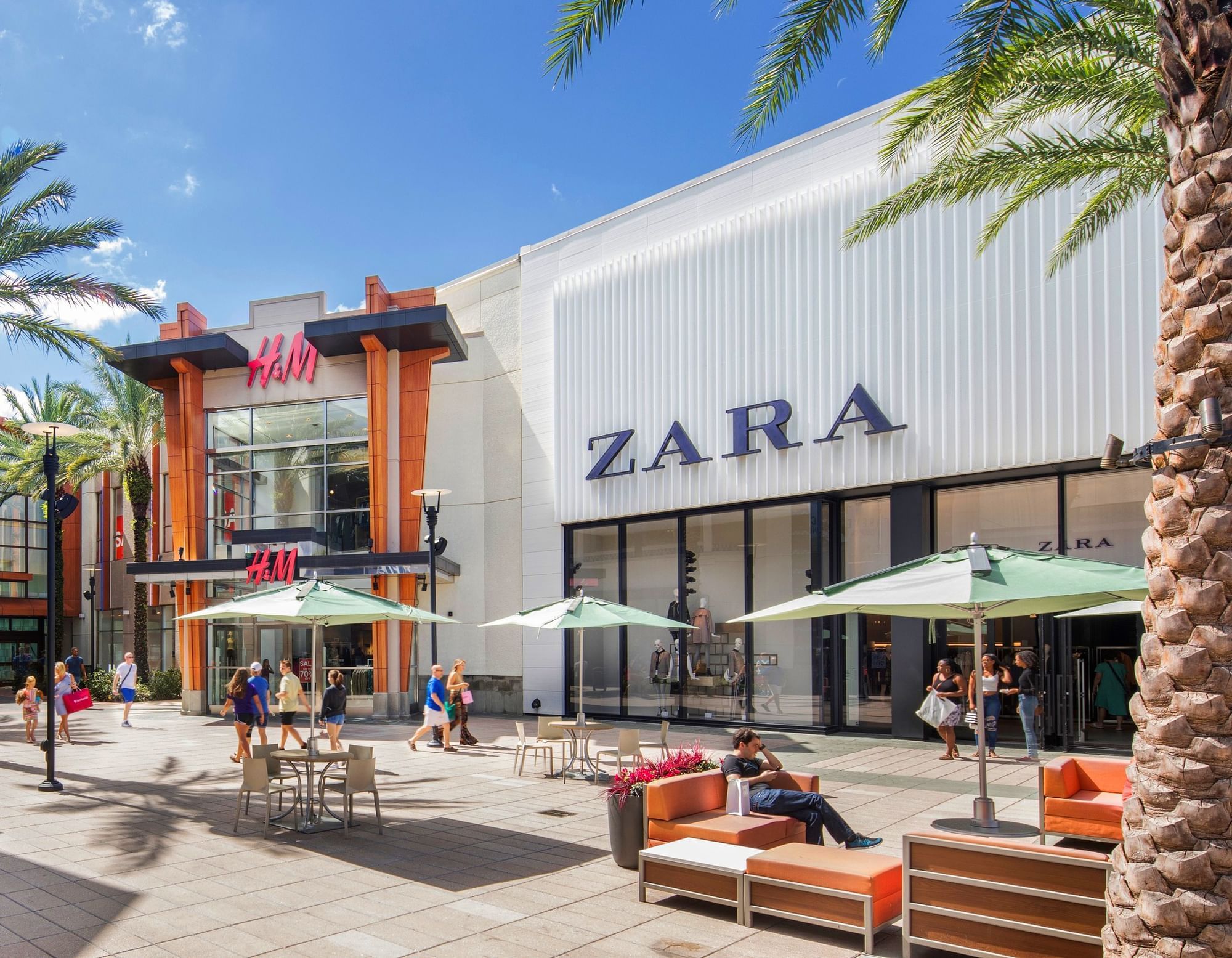 Orlando Shopping - Florida Mall Exterior