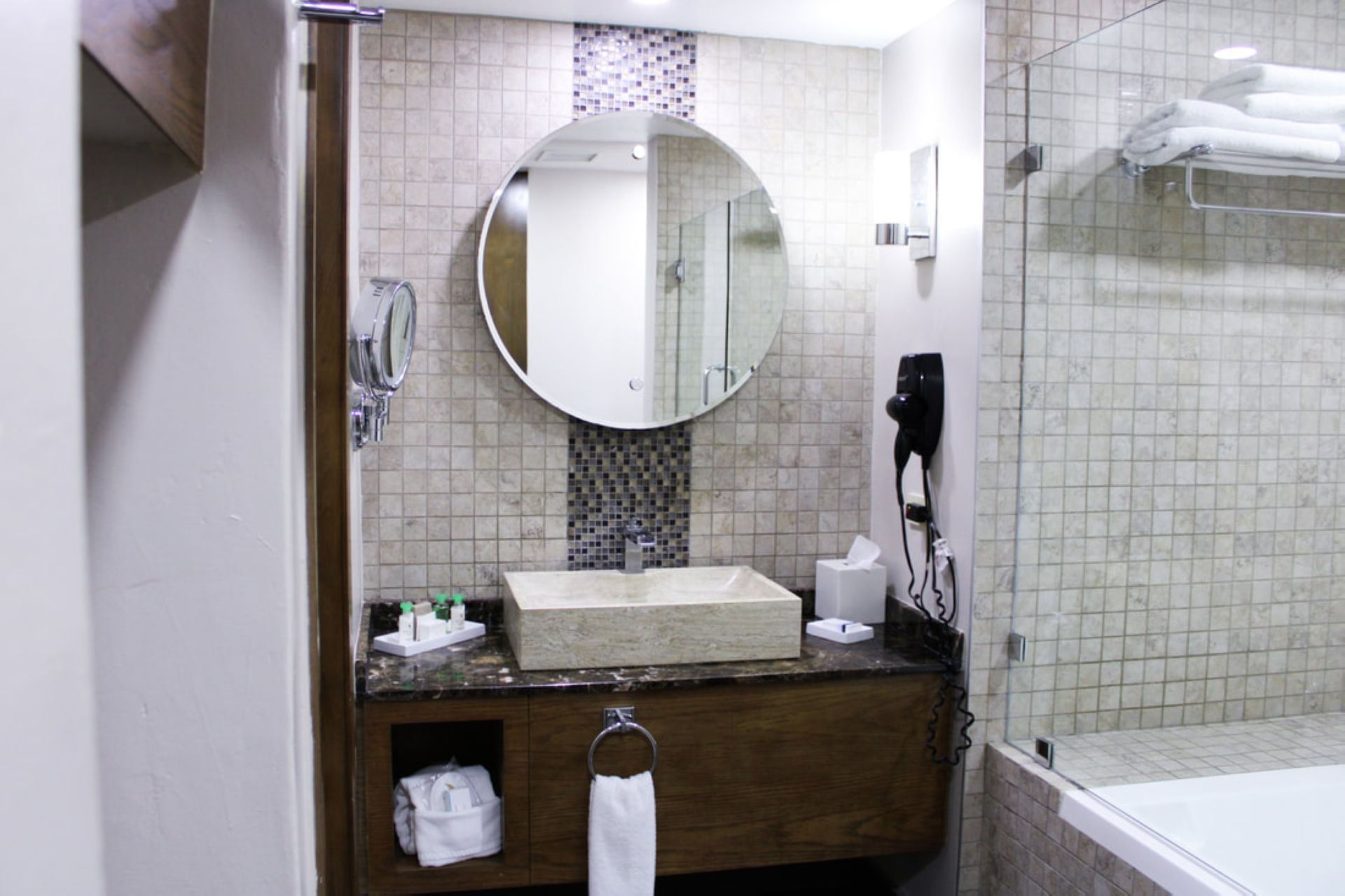 Honeymoon Suite | Ensenada Mexico Hotels