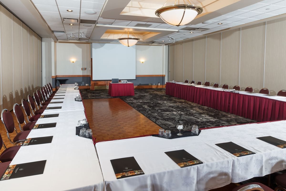 Meeting Venue in Calgary Glenmore Inn & Convention Centre Meeting Venue in Calgary Glenmore Inn & Convention Centre