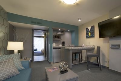 Kitchen & living area, Superior Suite Double at Araiza Mexicali