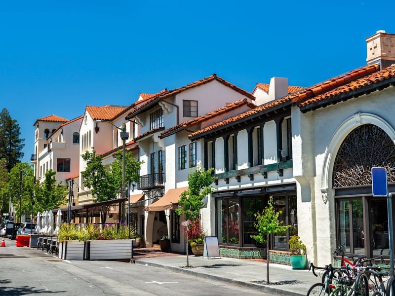 Ramona Street Architectural District near el PRADO Hotel