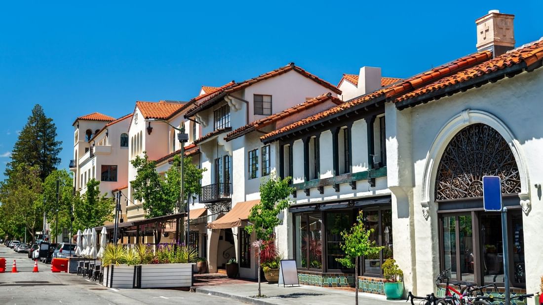 Ramona Street Architectural District near el PRADO Hotel